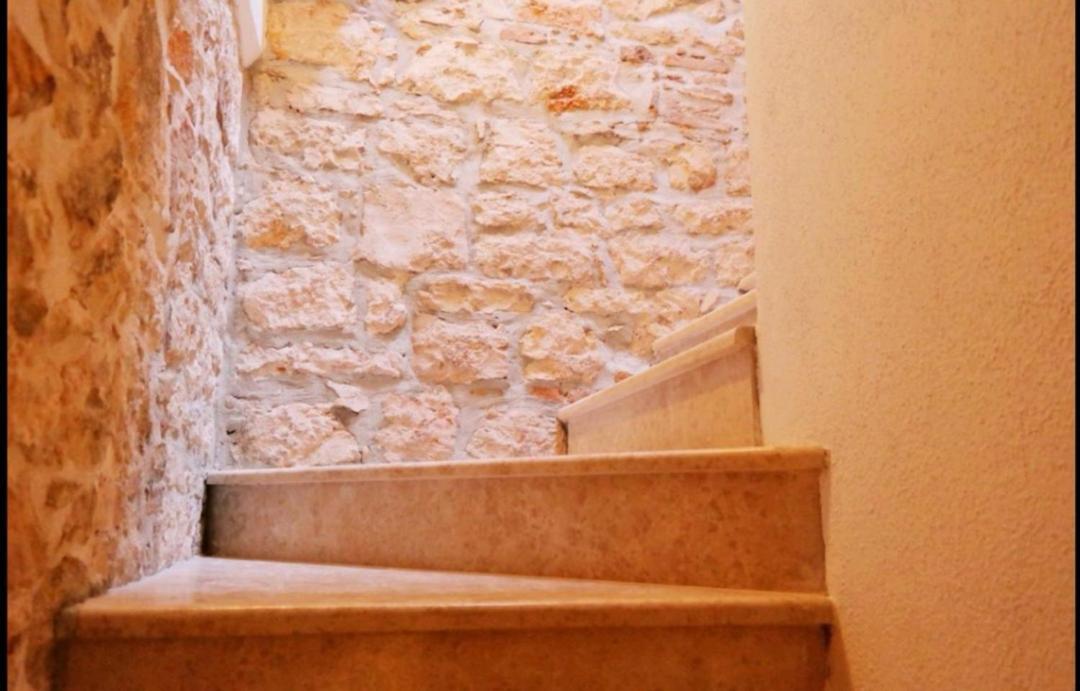 Apartment Beatrice. 10Mt To The Beach :) Rovinj Exterior photo