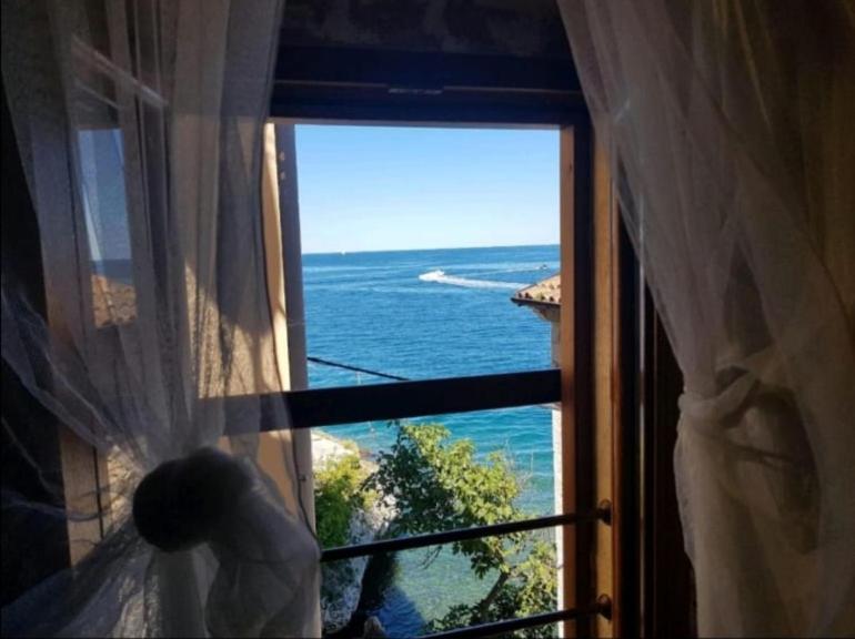 Apartment Beatrice. 10Mt To The Beach :) Rovinj Exterior photo